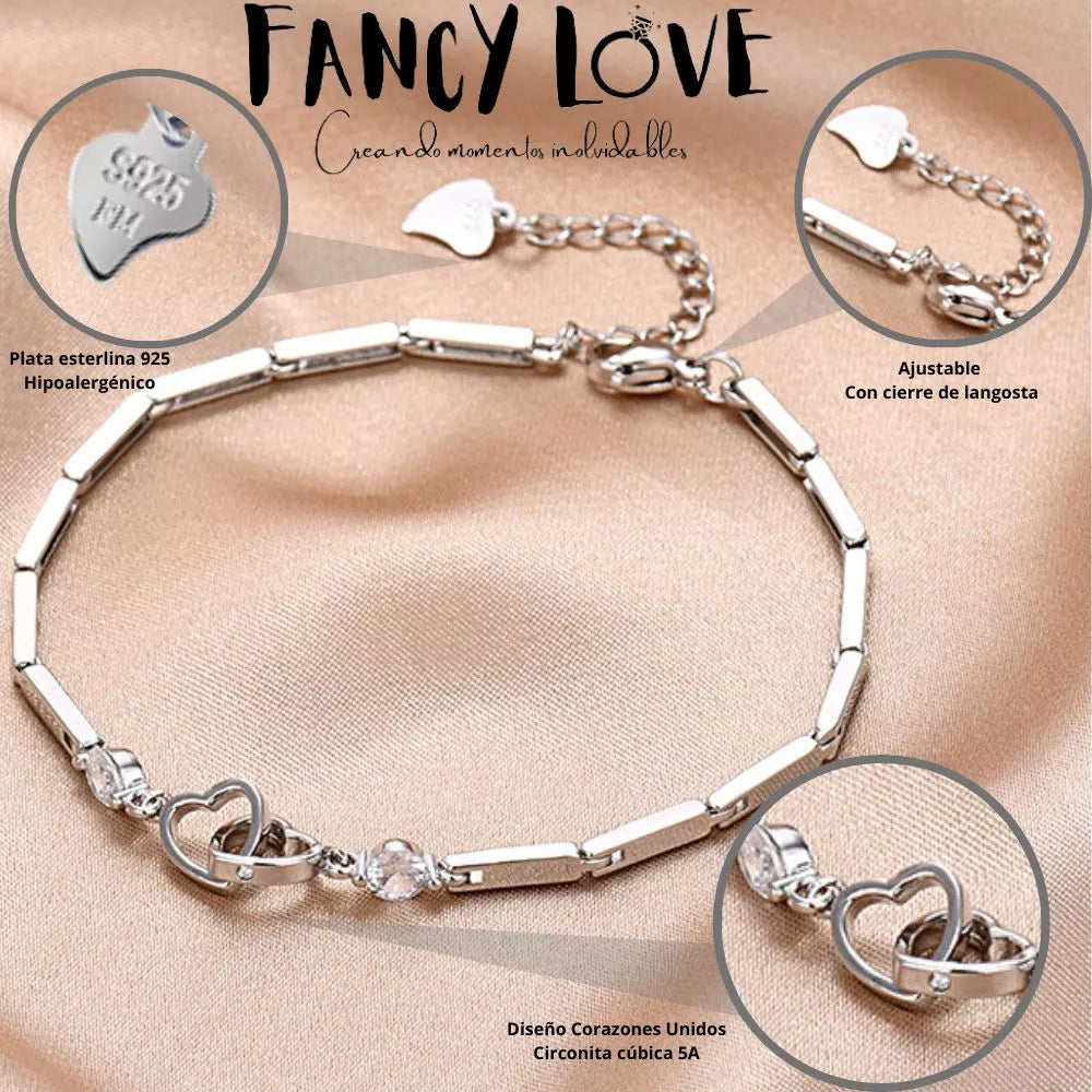 Pulsera Personalizada con Corazones Unidos